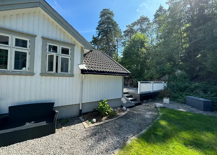Cosy Cabin In Risor